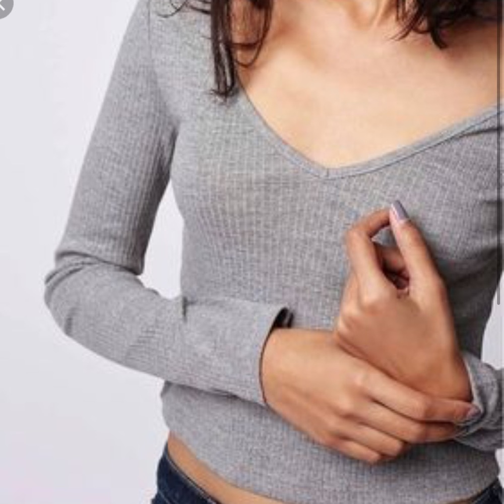 TOPSHOP ribbed V-Neck crop top